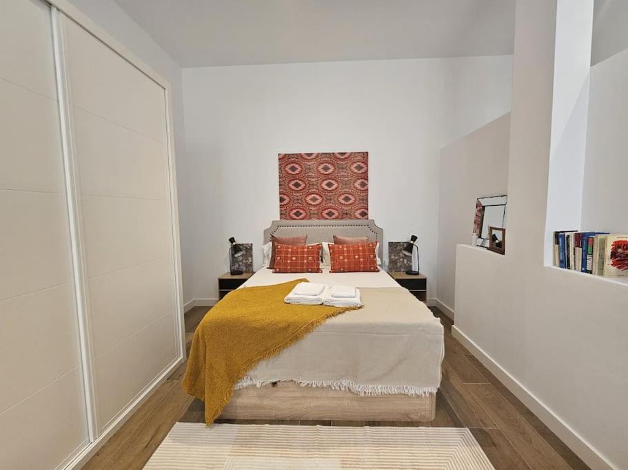 The Gabriels Con Terraza Apartment Madrid Exterior photo