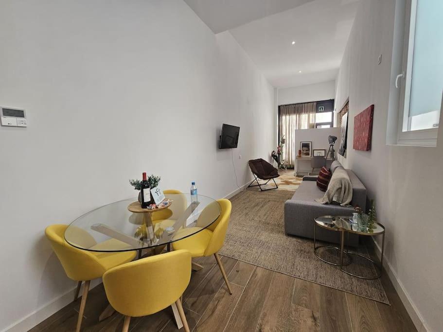 The Gabriels Con Terraza Apartment Madrid Exterior photo